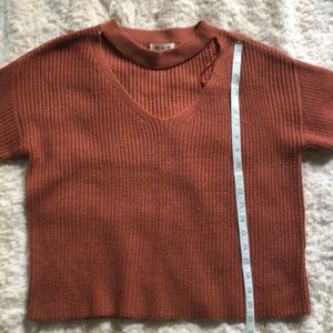 Juniors cable knit sweater
